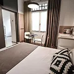 Les Cles Du 27 Apart Otel Paris