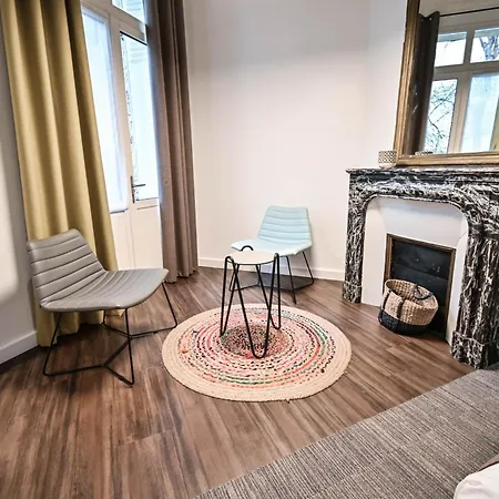 Les Cles Du 27 Aparthotel 2*