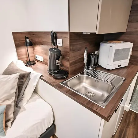 لي كليه دو 27 باريس