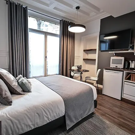Les Cles Du 27 Aparthotel 2*