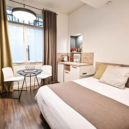 Les Cles Du 27 Aparthotel 2*