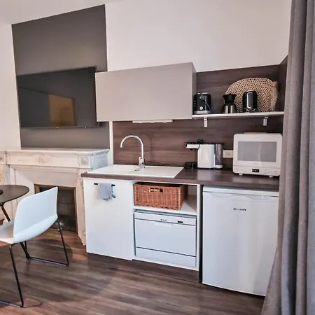 Les Cles Du 27 Aparthotel 2*