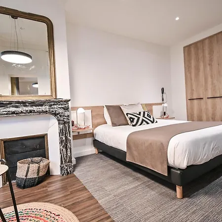 Les Cles Du 27 Aparthotel 2*