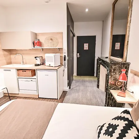 Les Cles Du 27 Aparthotel 2*