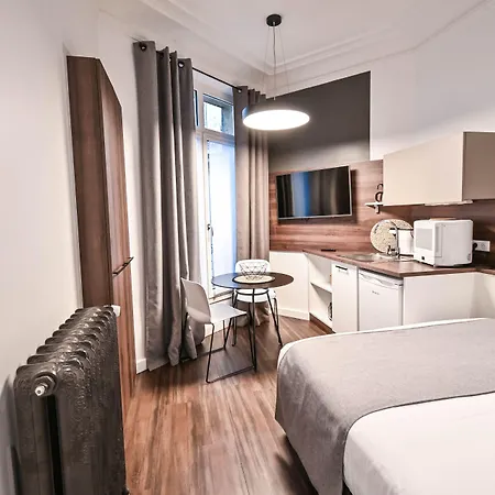 Les Cles Du 27 Aparthotel 2*