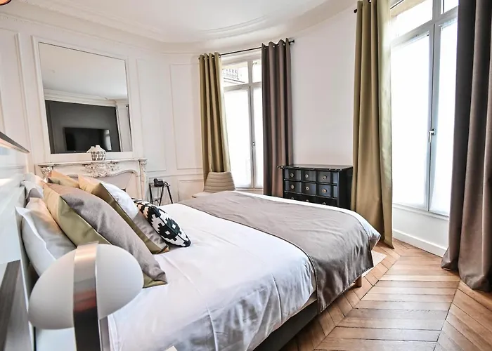 Les Cles Du 27 París