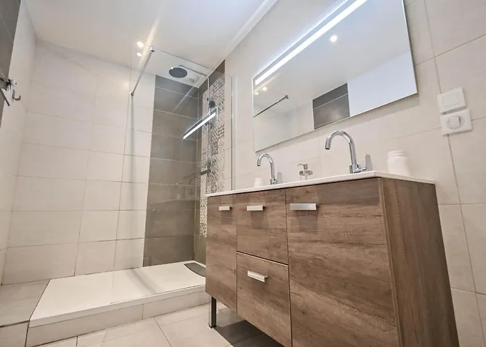 Les Cles Du 27 París