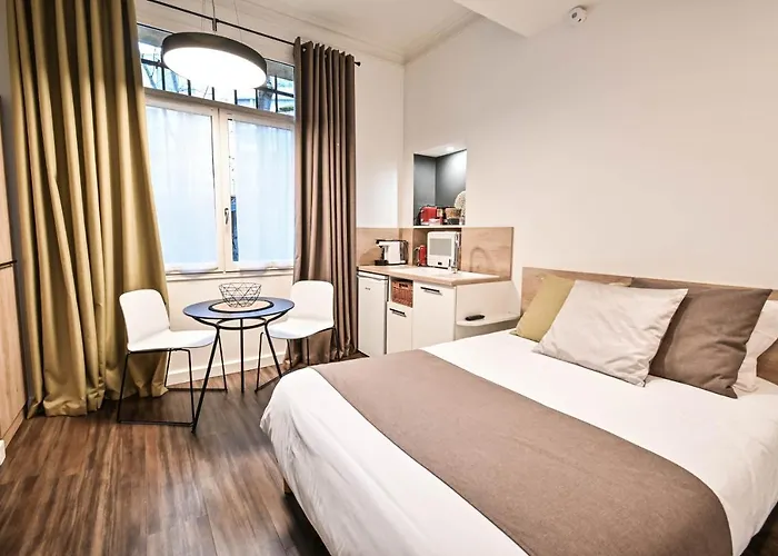 Les Cles Du 27 Apartahotel 2*