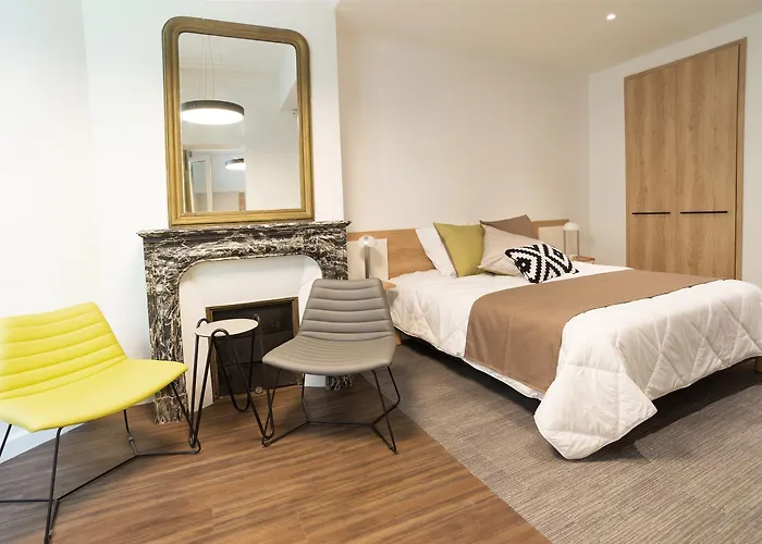 Les Cles Du 27 2* Parijs