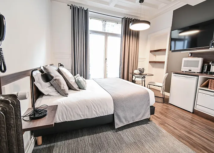 Les Cles Du 27 Aparthotel 2*